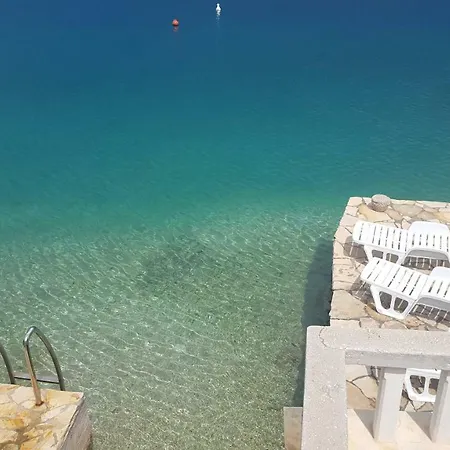 Apartment Beautiful 6 Metres From Sea *