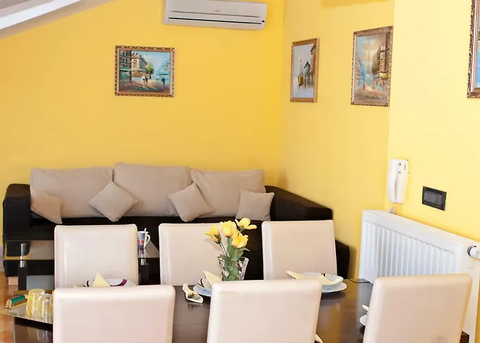 Beautiful 6 Metres From Sea Apartman