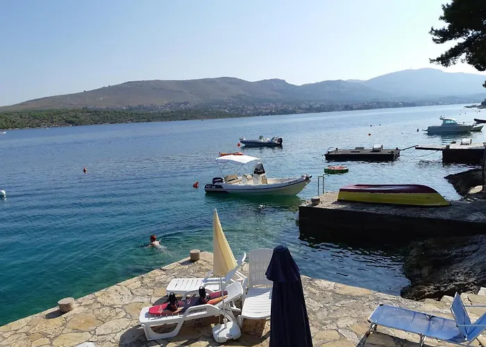 Beautiful 6 Metres From Sea Apartman *