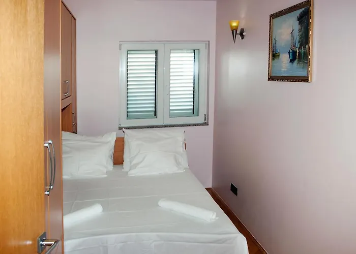 Beautiful 6 Metres From Sea Grebastica